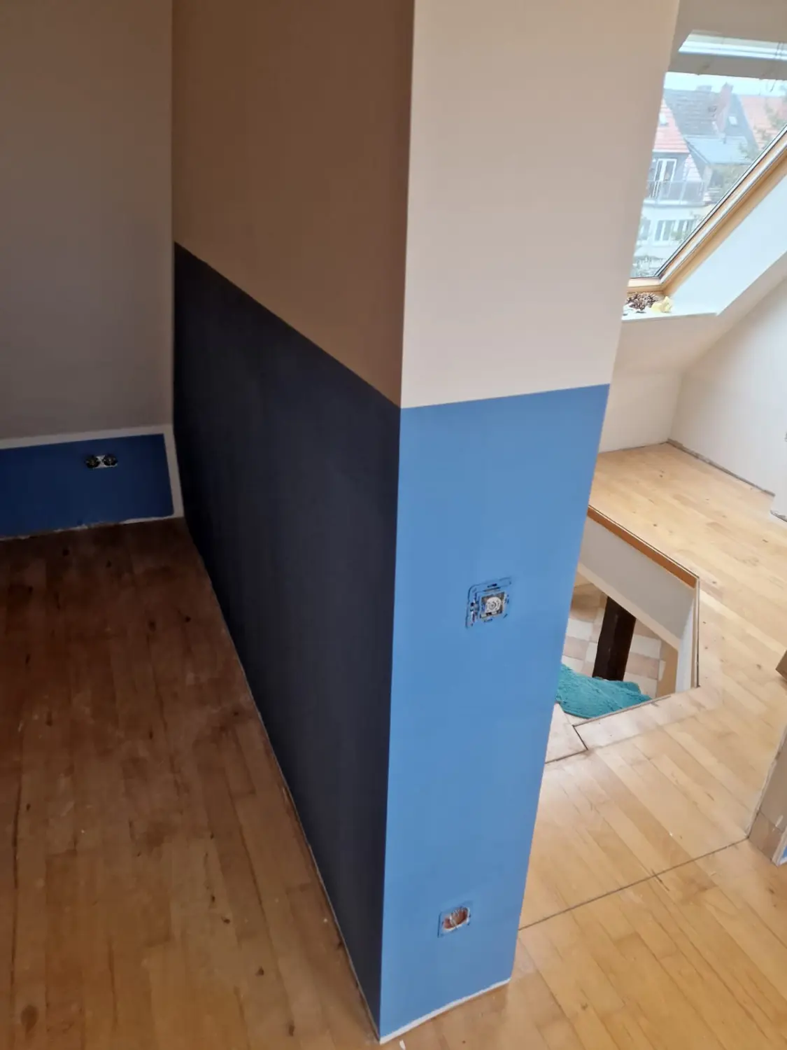 Bemaltes Haus vom Ausbaubetrieb Hentschel