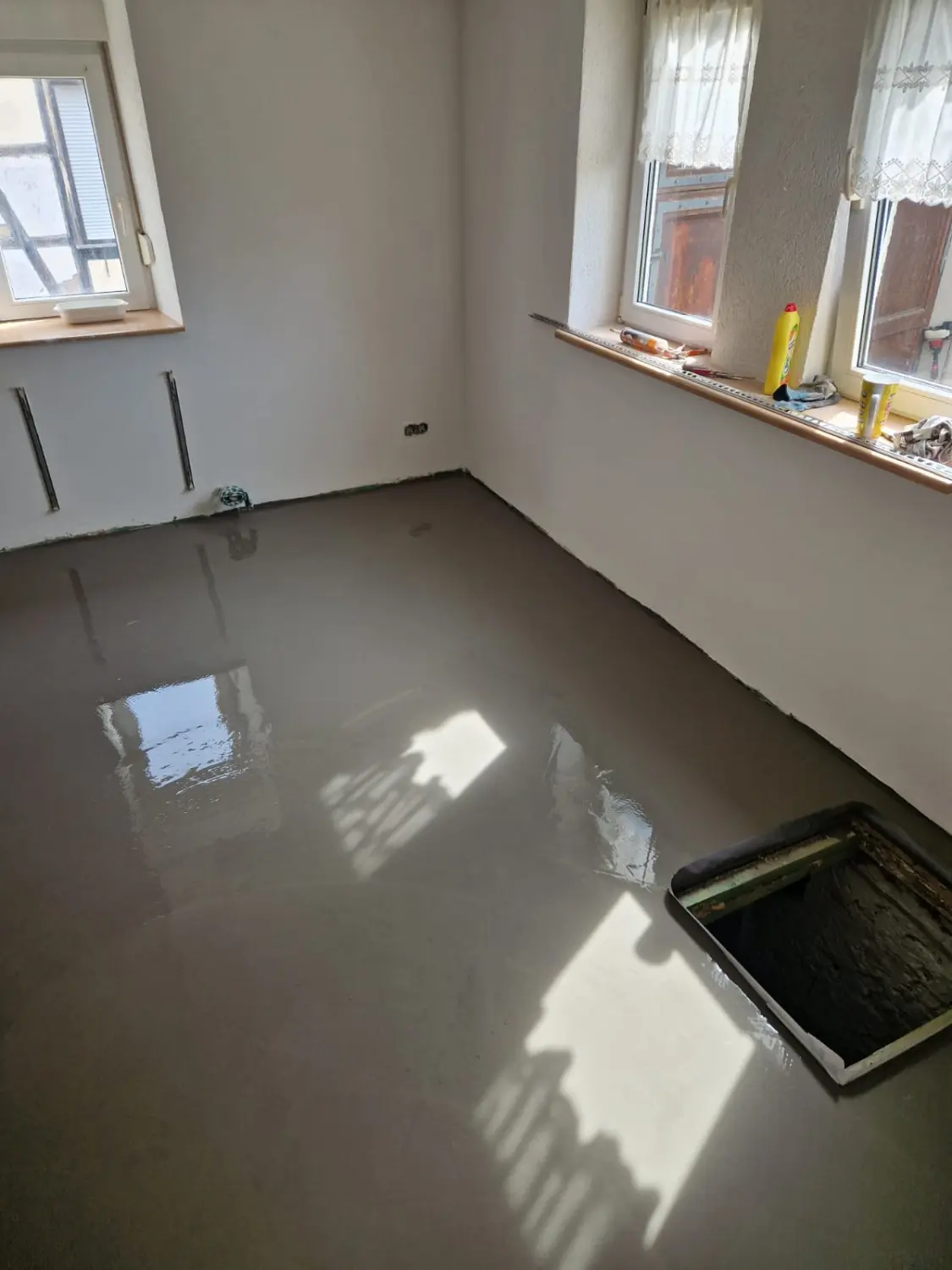 Ausbaubetrieb Hentschel, Handwerker, Maler, Bodenleger, Raumgestalter, Raumausstatter