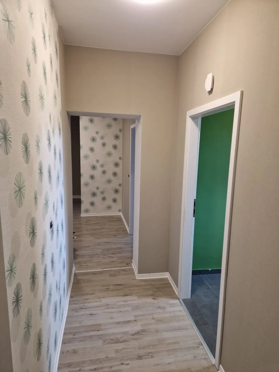 Ausbaubetrieb Hentschel, Handwerker, Maler, Bodenleger, Raumgestalter, Raumausstatter