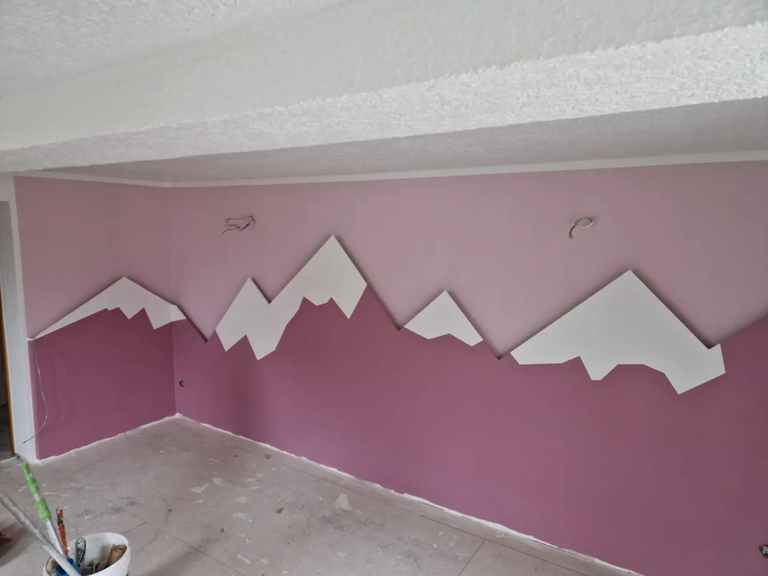 Malerarbeiten im Haus durch Ausbaubetrieb Hentschel